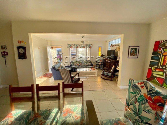 Imagem Casa com 4 Quartos à Venda, 217 m² em Centro - Xangri-lá Imagem Casa com 4 Quartos à Venda, 217 m² em Centro - Xangri-lá