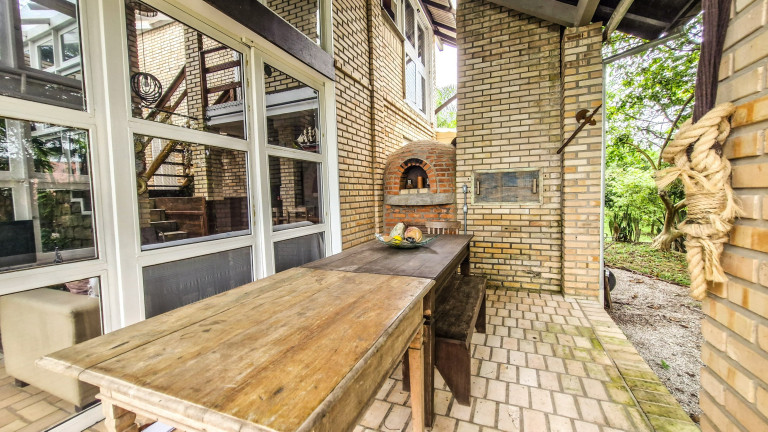 Imagem Casa com 3 Quartos à Venda, 192 m² em Praia Do Rosa - Imbituba Imagem Casa com 3 Quartos à Venda, 192 m² em Praia Do Rosa - Imbituba