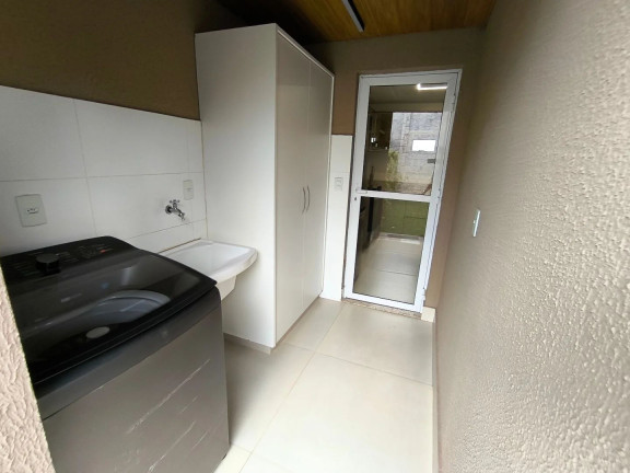Imagem Imóvel com 
            	3             Quartos à Venda, 116 m² em 
            	Sitios Santa Luzia             - 
            	Aparecida De Goiania            