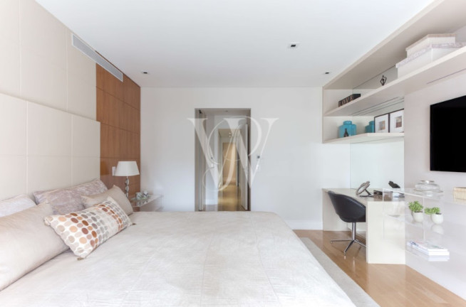 Imagem Apartamento com 3 Quartos à Venda, 273 m² em Itaim Bibi - São Paulo Imagem Apartamento com 3 Quartos à Venda, 273 m² em Itaim Bibi - São Paulo