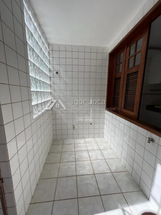 Imagem Casa com 4 Quartos à Venda, 315 m² em Sapiranga - Fortaleza Imagem Casa com 4 Quartos à Venda, 315 m² em Sapiranga - Fortaleza