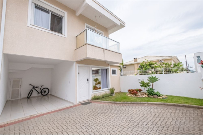 Casa com 3 Quartos à Venda,  em Ingleses Do Rio Vermelho - Florianópolis