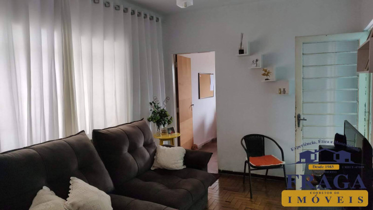Imagem Casa com 3 Quartos à Venda, 200 m² em Jardim Maria Do Carmo - Sorocaba Imagem Casa com 3 Quartos à Venda, 200 m² em Jardim Maria Do Carmo - Sorocaba