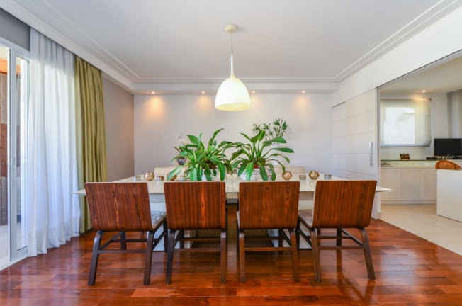 Imagem Apartamento com 3 Quartos à Venda, 202 m² em Moema - São Paulo Imagem Apartamento com 3 Quartos à Venda, 202 m² em Moema - São Paulo