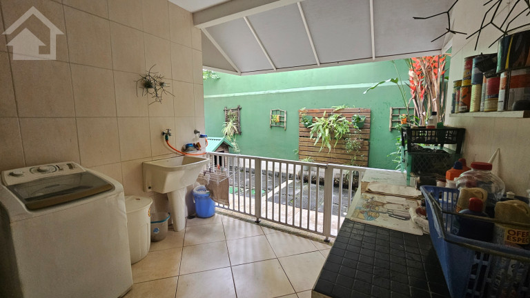 Imagem Casa com 4 Quartos à Venda, 259 m² em Vargem Pequena - Rio De Janeiro