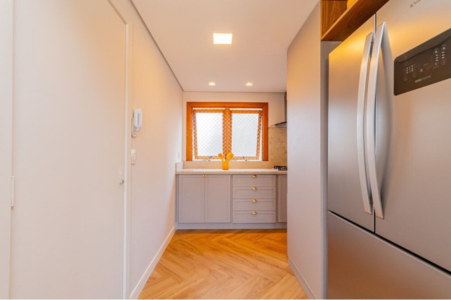 Imagem Apartamento com 3 Quartos à Venda, 120 m² em Menino Deus - Porto Alegre Imagem Apartamento com 3 Quartos à Venda, 120 m² em Menino Deus - Porto Alegre