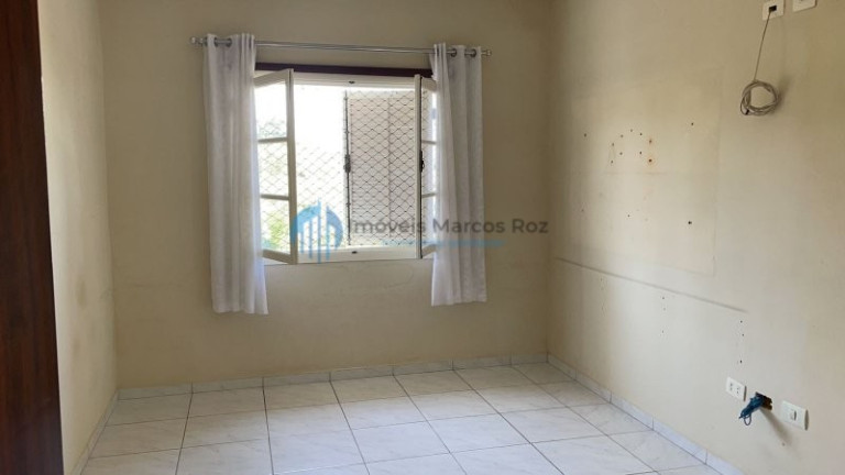 Imagem Casa com 4 Quartos à Venda, 370 m² em Parque Nova Jandira - Jandira Imagem Casa com 4 Quartos à Venda, 370 m² em Parque Nova Jandira - Jandira