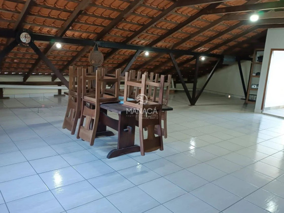 Imagem Sobrado com 5 Quartos à Venda, 520 m² em Centro - Barra Velha Imagem Sobrado com 5 Quartos à Venda, 520 m² em Centro - Barra Velha