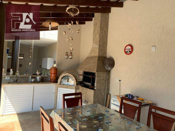 Imagem Casa com 2 Quartos à Venda, 300 m² em Centro - Lorena Imagem Casa com 2 Quartos à Venda, 300 m² em Centro - Lorena