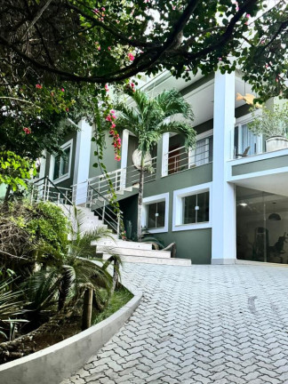 Imagem Casa com 6 Quartos à Venda, 400 m² em Ferradura - Armação Dos Búzios Imagem Casa com 6 Quartos à Venda, 400 m² em Ferradura - Armação Dos Búzios