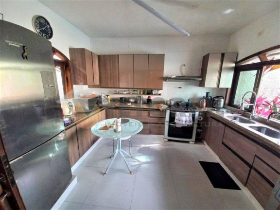 Imagem Casa com 1 Quarto à Venda, 104 m² Imagem Casa com 1 Quarto à Venda, 104 m²