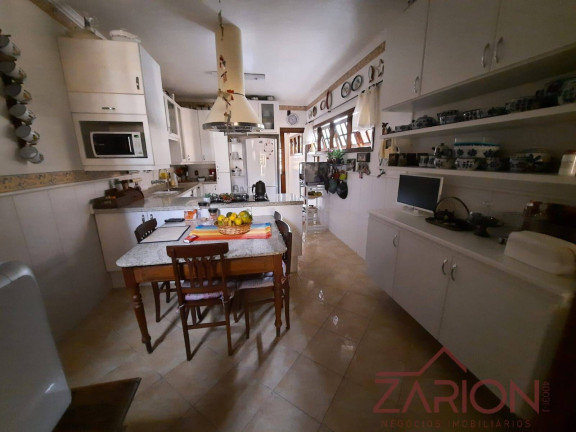 Imagem Casa com 4 Quartos à Venda, 299 m² em Parque Residencial Bom Conselho - Taubaté Imagem Casa com 4 Quartos à Venda, 299 m² em Parque Residencial Bom Conselho - Taubaté