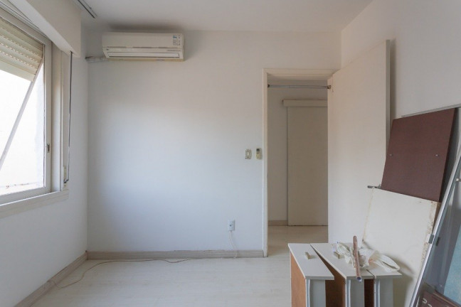 Imagem Apartamento com 2 Quartos à Venda,  em Petrópolis - Porto Alegre