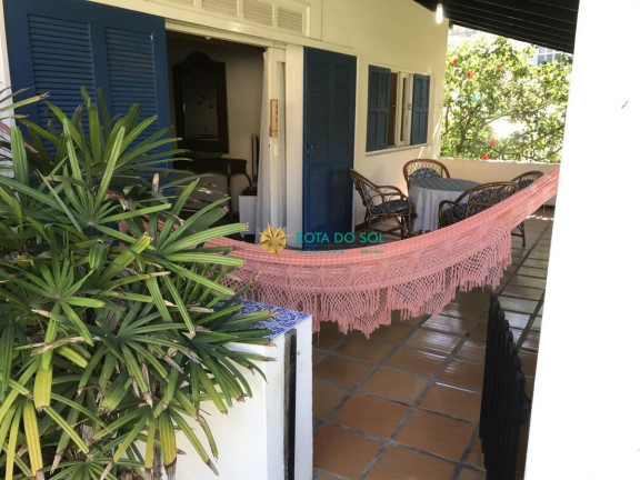Imagem Casa com 4 Quartos à Venda, 220 m² em Bombas - Bombinhas Imagem Casa com 4 Quartos à Venda, 220 m² em Bombas - Bombinhas