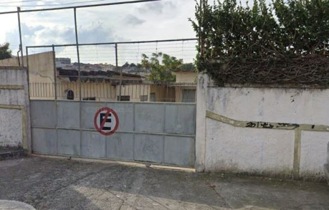 Galpão à Venda, 1 m² em Vila Veloso - Carapicuíba