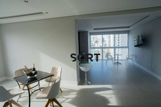Imagem Apartamento com 3 Quartos à Venda, 143 m² em Centro - Balneário Camboriú