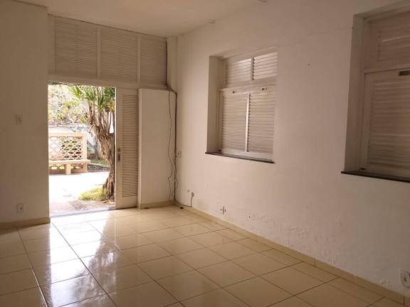 Imagem Casa com 4 Quartos para Alugar, em Centro - Campos Dos Goytacazes Imagem Casa com 4 Quartos para Alugar, em Centro - Campos Dos Goytacazes