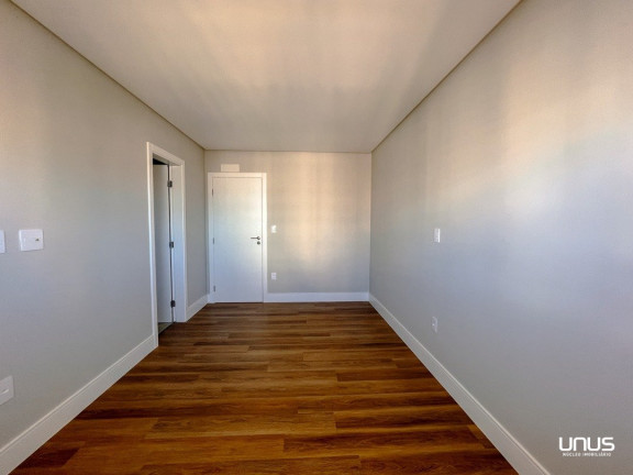 Imagem Apartamento com 3 Quartos à Venda, 163 m² em Kobrasol - São José