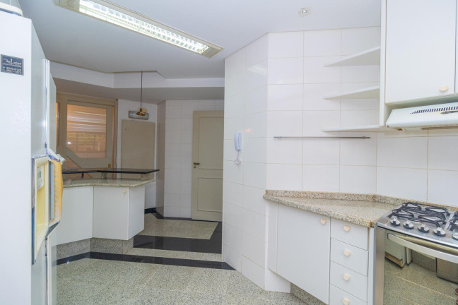 Imagem Casa com 3 Quartos para Alugar, 420 m² em Campo Comprido - Curitiba