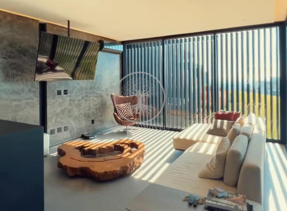 Imagem Casa de Condomínio com 3 Quartos à Venda, 390 m²
