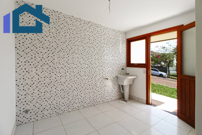 Imagem Sobrado com 3 Quartos à Venda, 224 m² em Vila Nova - Porto Alegre