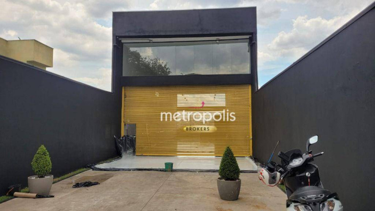 Galpão à Venda ou Locação, 350 m² em Cerâmica - São Caetano Do Sul