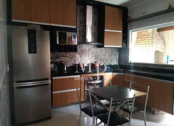Imagem Sobrado com 3 Quartos à Venda, 250 m² em Vilamar - Praia Grande Imagem Sobrado com 3 Quartos à Venda, 250 m² em Vilamar - Praia Grande