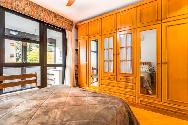 Imagem Cobertura com 3 Quartos à Venda, 206 m² em Petrópolis - Porto Alegre Imagem Cobertura com 3 Quartos à Venda, 206 m² em Petrópolis - Porto Alegre