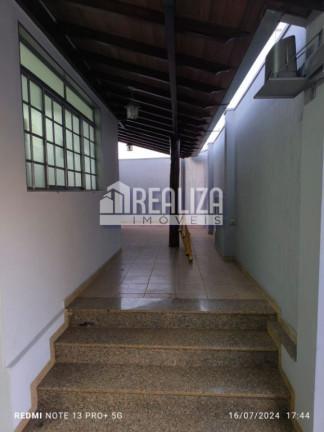 Imagem Casa com 3 Quartos à Venda, 172 m² em Santa Maria - Uberaba Imagem Casa com 3 Quartos à Venda, 172 m² em Santa Maria - Uberaba
