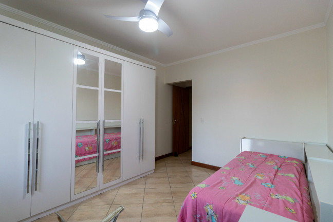 Imagem Casa com 3 Quartos à Venda, 299 m² em Cidade Líder - São Paulo Imagem Casa com 3 Quartos à Venda, 299 m² em Cidade Líder - São Paulo