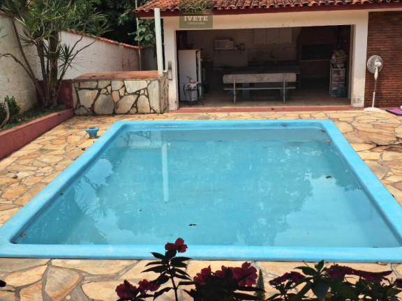 Imagem Casa com 2 Quartos à Venda, 134 m² Imagem Casa com 2 Quartos à Venda, 134 m²