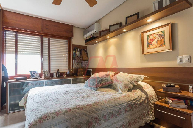 Imagem Cobertura com 3 Quartos à Venda, 165 m² em Rio Branco - Porto Alegre Imagem Cobertura com 3 Quartos à Venda, 165 m² em Rio Branco - Porto Alegre