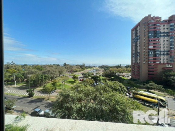 Imagem Imóvel com 3 Quartos à Venda, em Praia De Belas - Porto Alegre Imagem Imóvel com 3 Quartos à Venda, em Praia De Belas - Porto Alegre