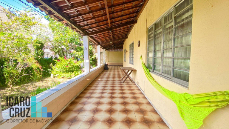 Imagem Casa com 3 Quartos à Venda, 374 m² em Centro - Lauro De Freitas