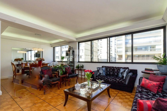 Apartamento com 3 Quartos à Venda, 212 m² em Higienópolis - São Paulo