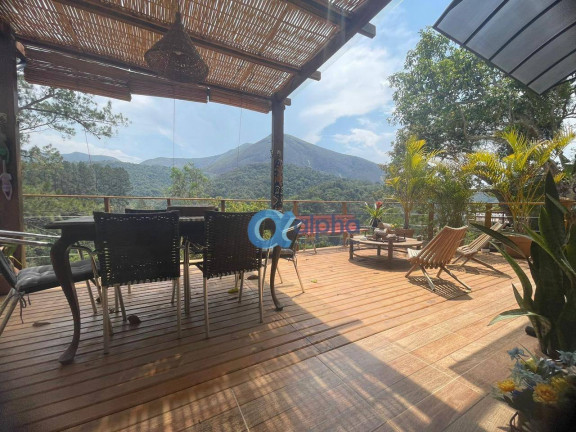 Imagem Casa com 9 Quartos à Venda, 300 m² em Itaipava - Petrópolis Imagem Casa com 9 Quartos à Venda, 300 m² em Itaipava - Petrópolis