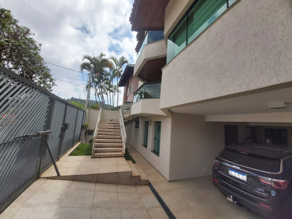 Imagem Sobrado com 3 Quartos à Venda, 340 m² em São Roque - São Roque