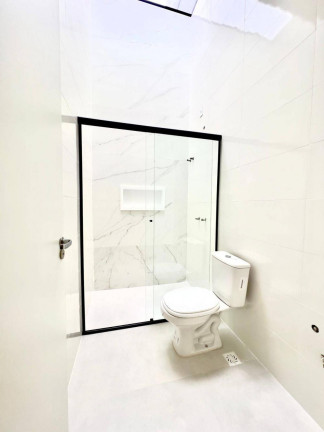 Imagem Imóvel com 3 Quartos à Venda, 74 m²