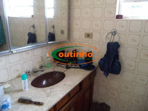 Imagem Casa com 5 Quartos à Venda, 258 m² em Andaraí - Rio De Janeiro Imagem Casa com 5 Quartos à Venda, 258 m² em Andaraí - Rio De Janeiro