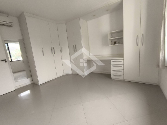 Imagem Casa com 4 Quartos à Venda, 330 m² em Vargem Pequena - Rio De Janeiro Imagem Casa com 4 Quartos à Venda, 330 m² em Vargem Pequena - Rio De Janeiro