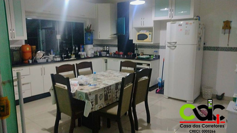 Imagem Sobrado com 3 Quartos à Venda, em Residencial Morumbí - Poços De Caldas Imagem Sobrado com 3 Quartos à Venda, em Residencial Morumbí - Poços De Caldas