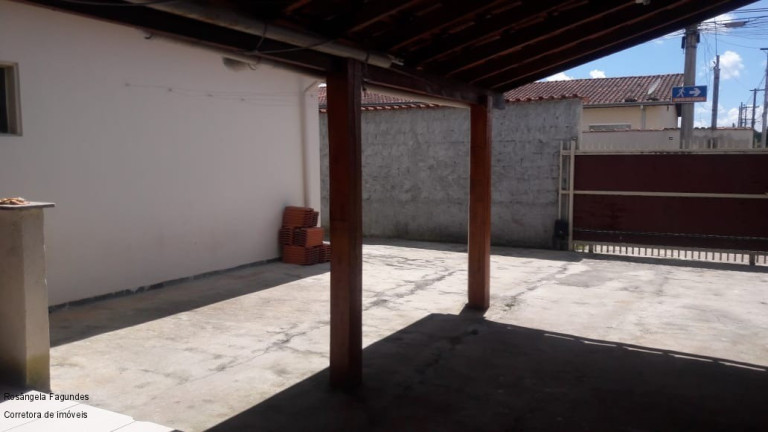 Imagem Casa com 2 Quartos à Venda, 90 m² em Jardim Kennedy - Poços De Caldas Imagem Casa com 2 Quartos à Venda, 90 m² em Jardim Kennedy - Poços De Caldas