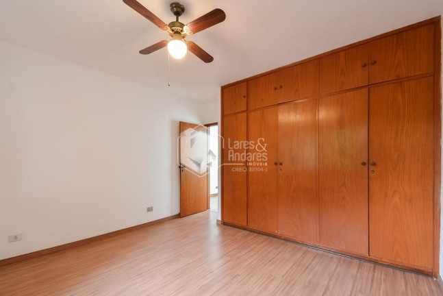Imagem Casa com 4 Quartos à Venda, 331 m² em Planalto Paulista - São Paulo Imagem Casa com 4 Quartos à Venda, 331 m² em Planalto Paulista - São Paulo