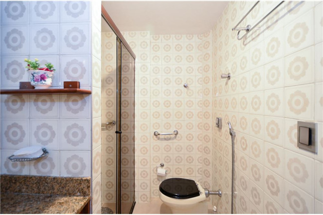 Imagem Imóvel com 3 Quartos à Venda, em Moema - São Paulo Imagem Imóvel com 3 Quartos à Venda, em Moema - São Paulo