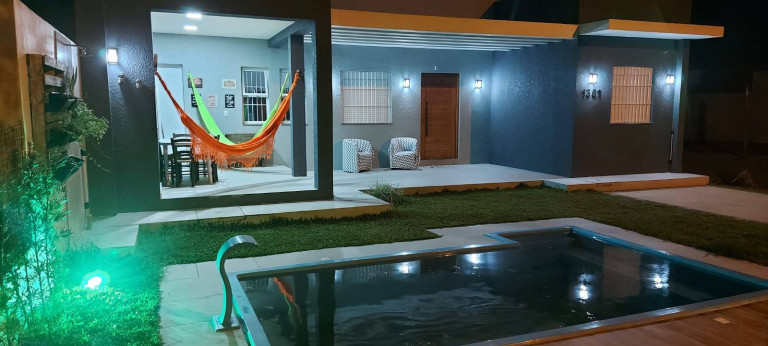 Casa com 3 Quartos à Venda,  em Atlântida Sul - Osório