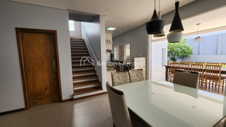 Imagem Casa de Condomínio com 3 Quartos à Venda, 360 m² em Swiss Park - Campinas Imagem Casa de Condomínio com 3 Quartos à Venda, 360 m² em Swiss Park - Campinas