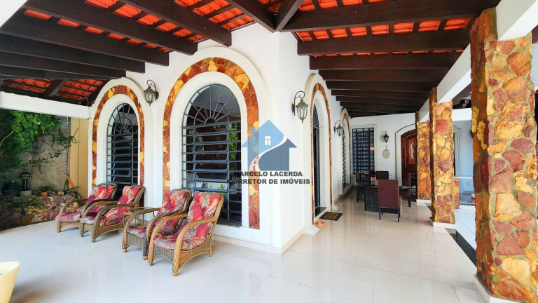 Imagem Casa com 4 Quartos à Venda, 385 m² em Adrianópolis - Manaus Imagem Casa com 4 Quartos à Venda, 385 m² em Adrianópolis - Manaus