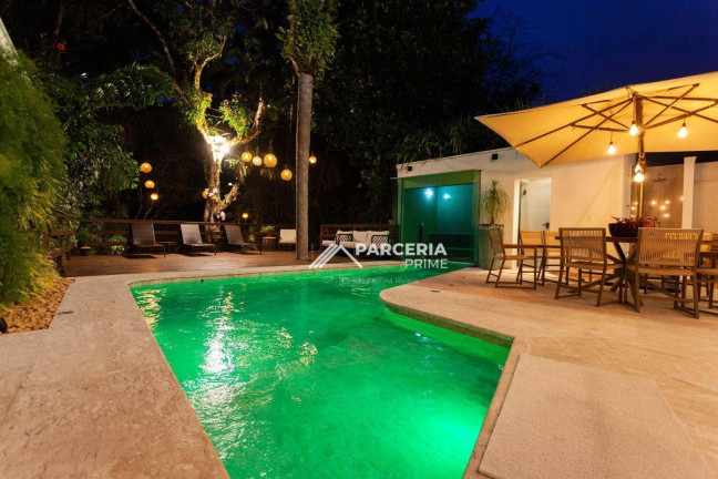 Imagem Casa com 6 Quartos à Venda, 450 m² em Riviera Módulo 21 - Bertioga Imagem Casa com 6 Quartos à Venda, 450 m² em Riviera Módulo 21 - Bertioga