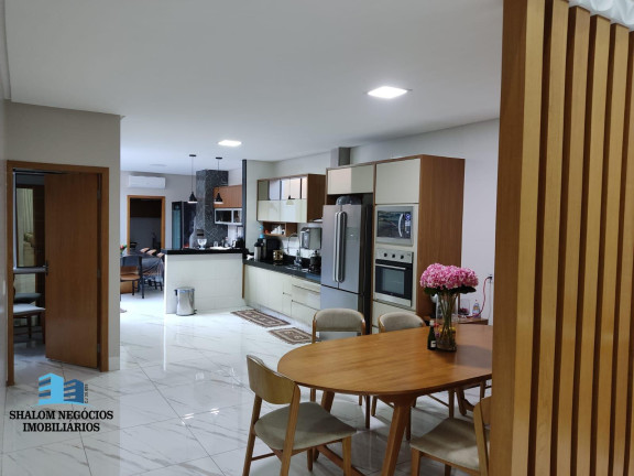 Imagem Casa com 3 Quartos à Venda, 160 m² em Jd Atlântico - Goiânia