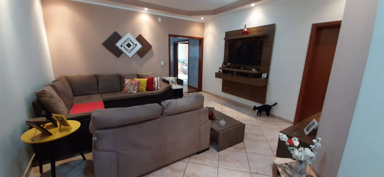 Imagem Casa com 3 Quartos à Venda, 300 m² em Vila Helena - Sorocaba Imagem Casa com 3 Quartos à Venda, 300 m² em Vila Helena - Sorocaba